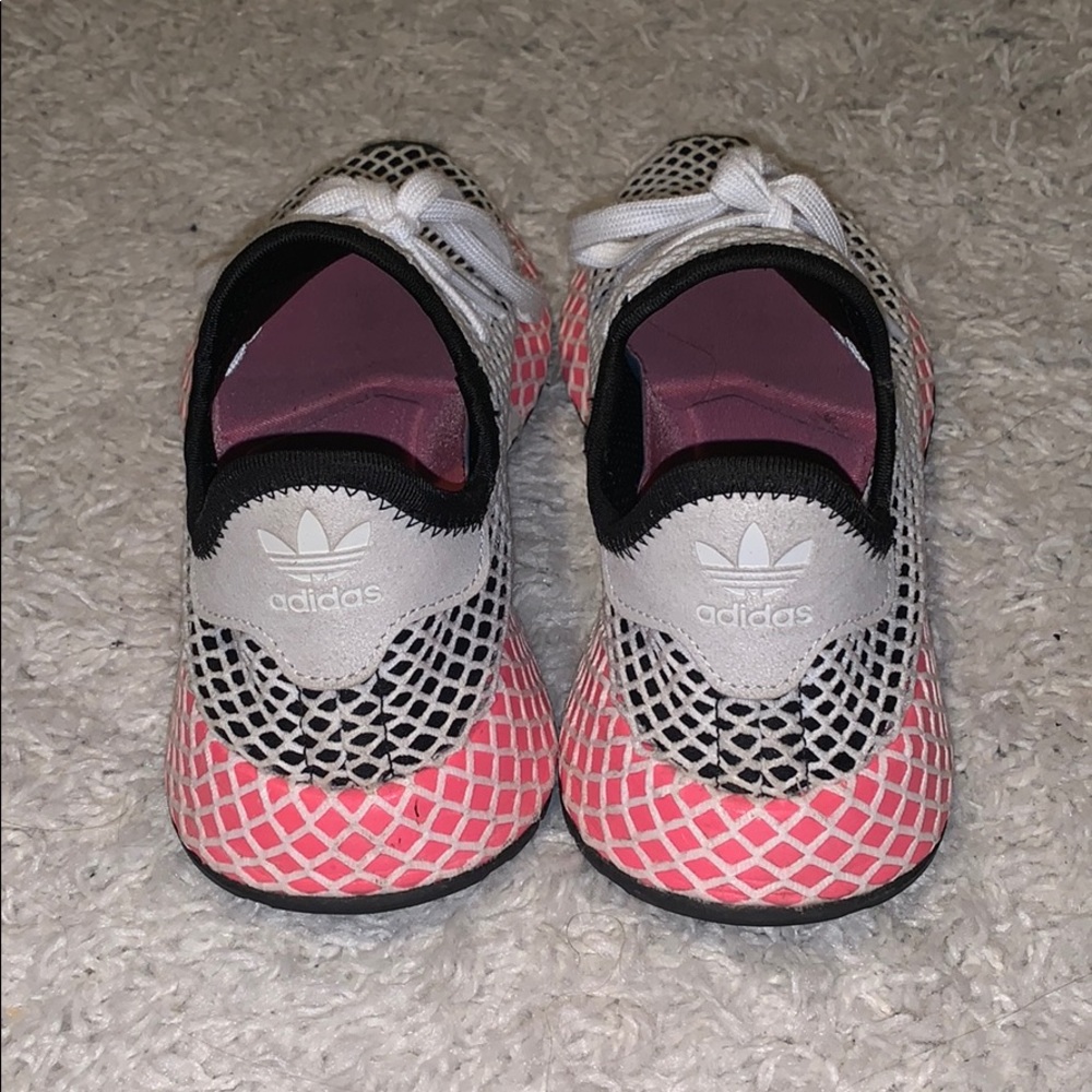 Adidas shoe - Picture 4 of 4